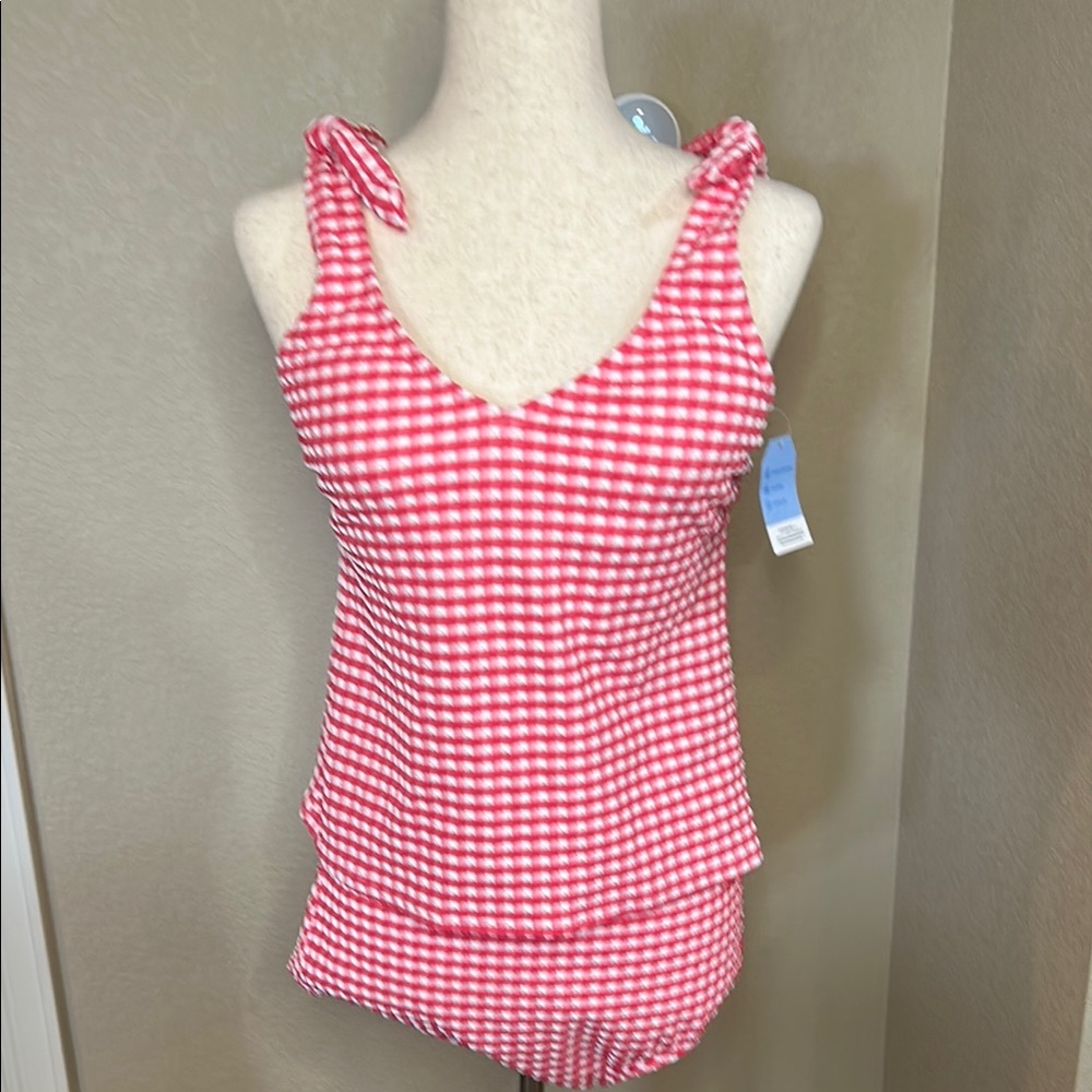 Lands’End *NWT* Red/Pink Gingham Women's Tankini set 
Size 8 top Medium bottom